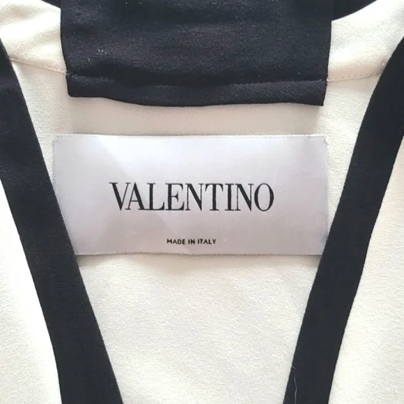 Valentino Two-Tone Ruched Waist Gown, Ivory | Black, Size 6, NWT - Picture 12 of 16